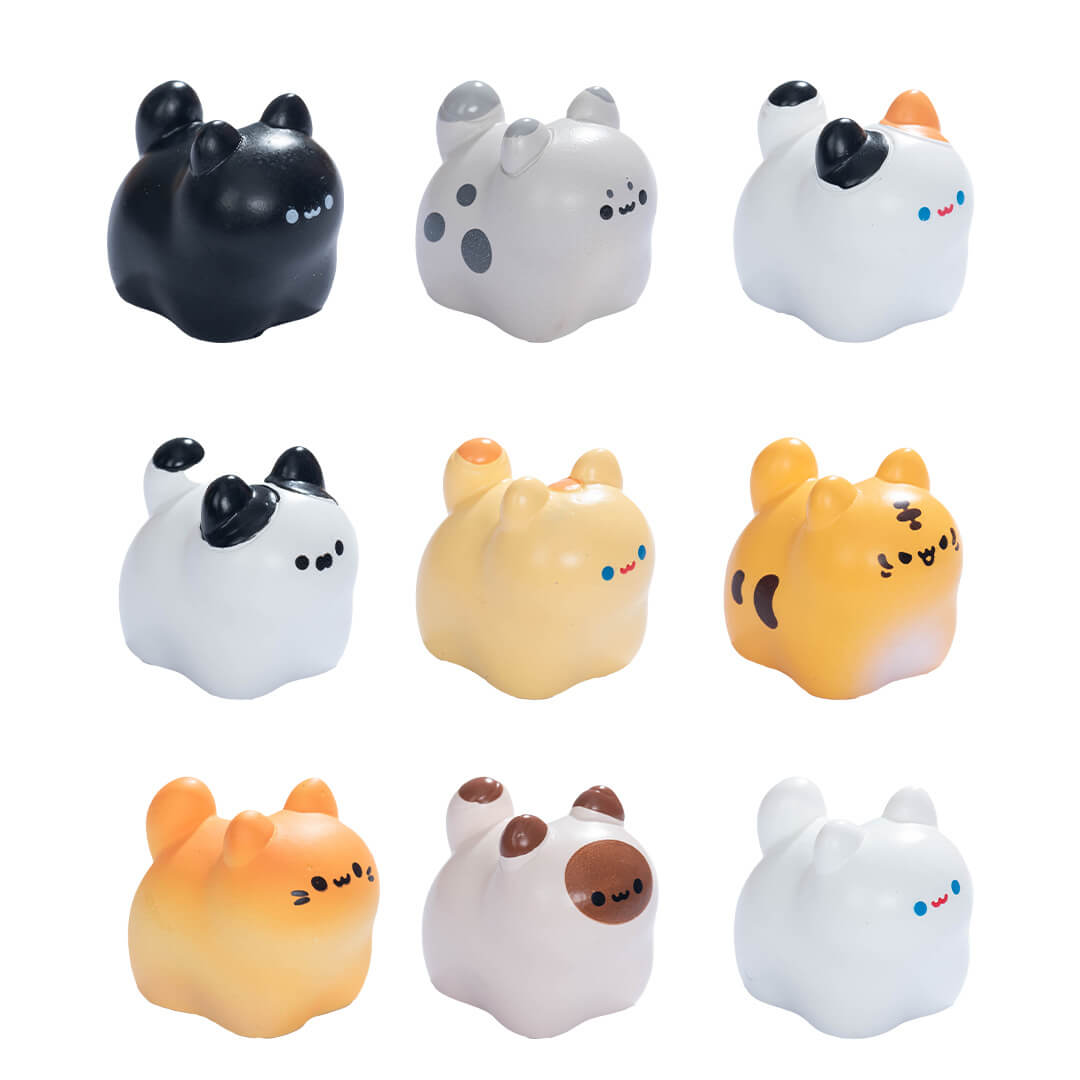 A212-Resin Cute Little Cat (Cube Game)